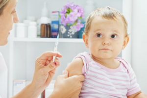  Възможно ли е да се разхождате с детето след ваксинацията